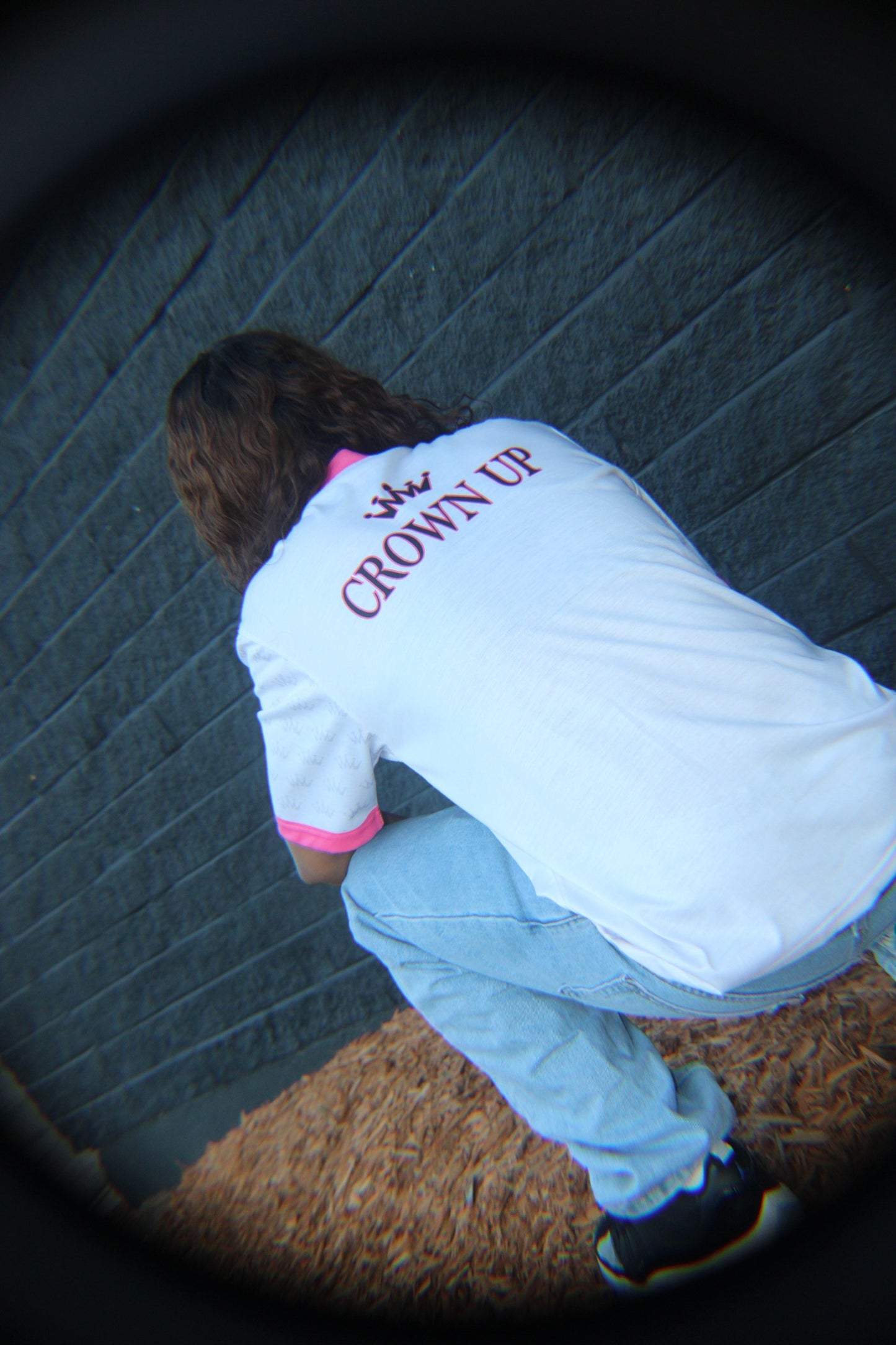 QueenHer White Graphic Tee – Pink Trim Edition